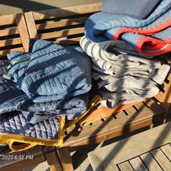 Moving Blankets (10)