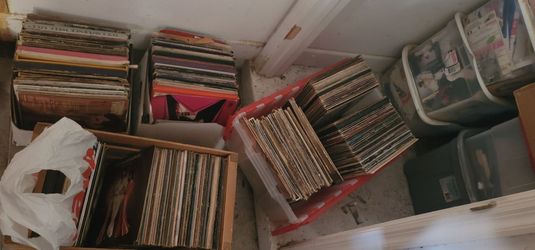 200+ vinyls  LP
