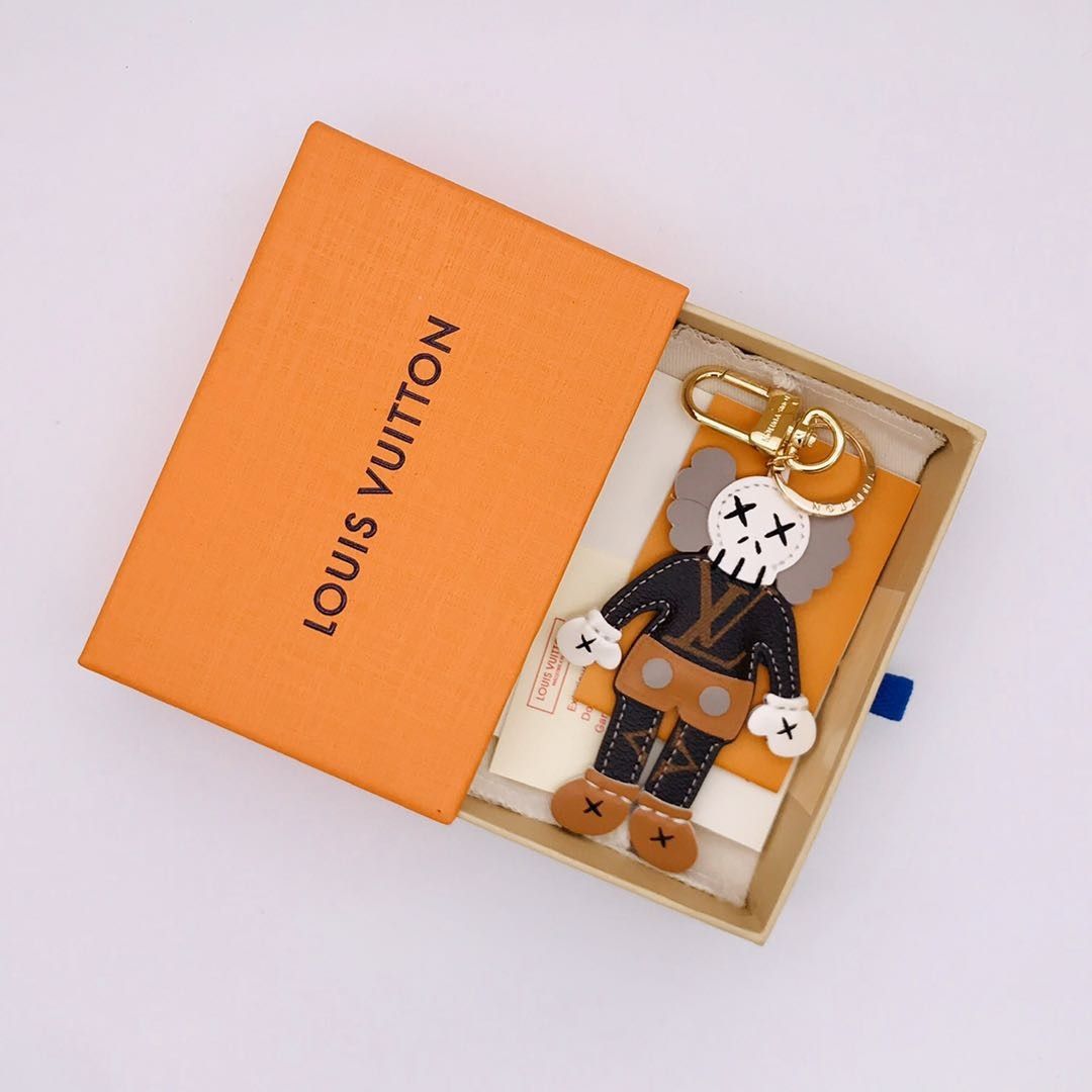 Airpods, Wallets, Cardholders, Hats