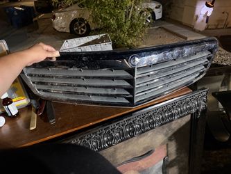 Mercedes-Benz Front Grille with Emblem
