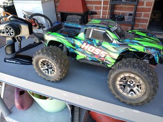 Traxxas Hoss 4X4 VXL Brushless Monster Truck
