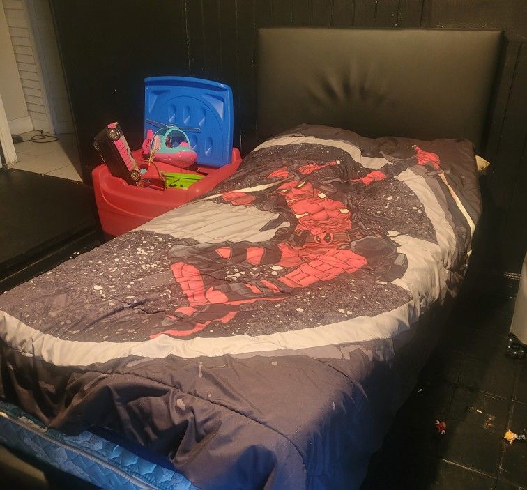 Twin Bed Frame $20