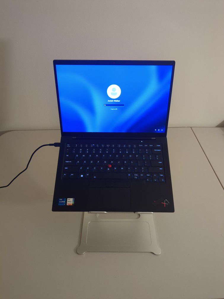 ThinkPad X1 Carbon Gen 10 (2022) Intel (14''), i7-1280P vPro®,  32 GB Ram (Price-negotiable!)