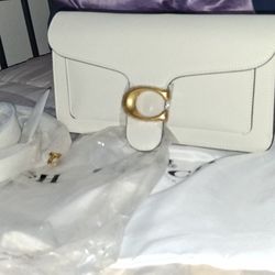 Guess Purse"Tabby"