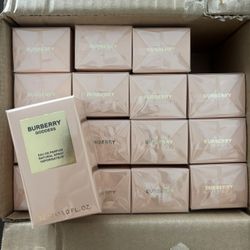 30 mL Burberry Goddess Perfume