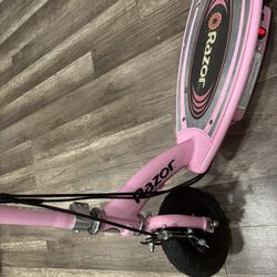 Razor Scooter  - Pink (Need Battery Need)