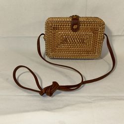 Wicker Crossbody Bag 