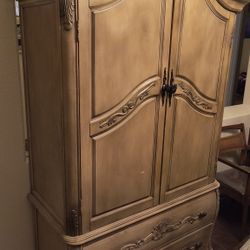 Armoire for sale