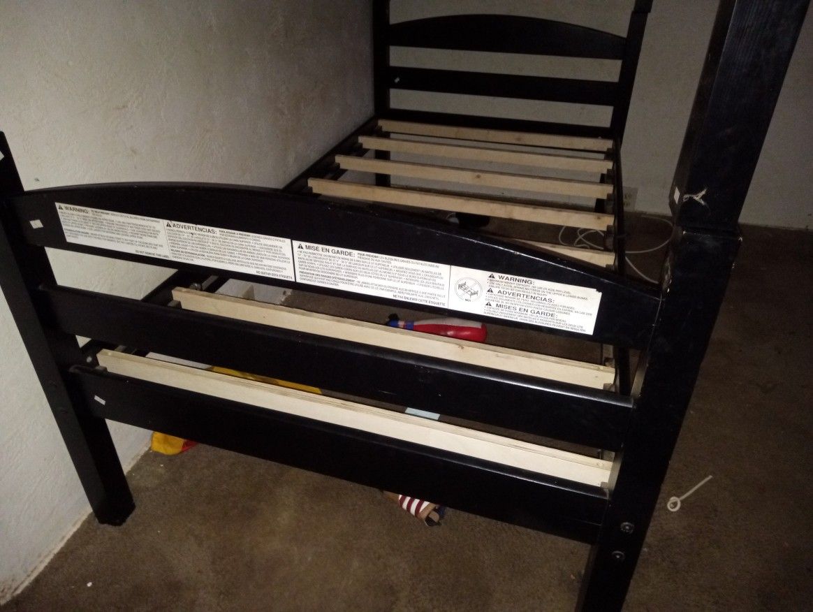 Kids Bunk Beds Set In Amazing Condition No Mattresses Just Frames