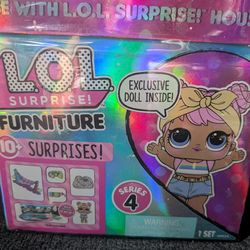 LOL Doll set.