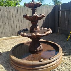 Water Fountain 5 1/2 H × 5W