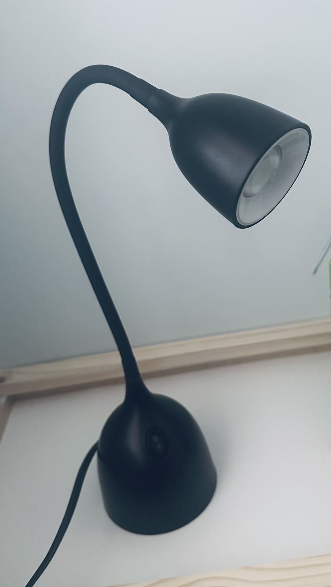 New LED Desk lamp - Black