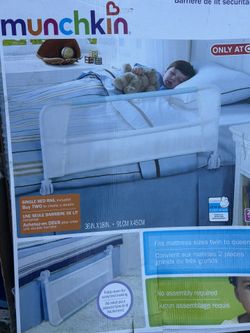 Munchkin Toddler Safety Bed Rail