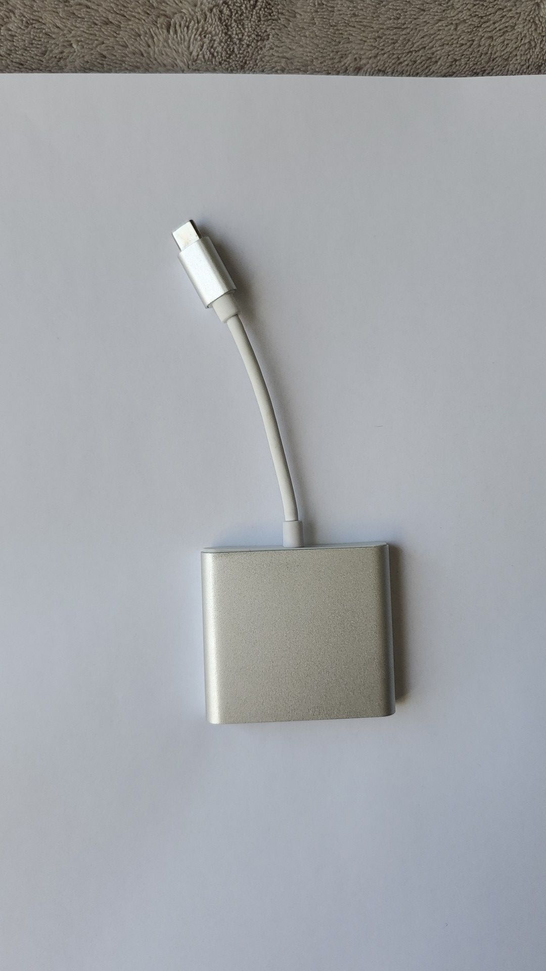 USB type C Hub (HDMI, USB 3.0 output)