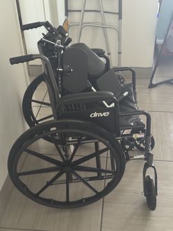 Brand New Drive Medical Wheelchair – Never Used – Foldable w/ Footrests