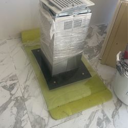 Glass hood vent