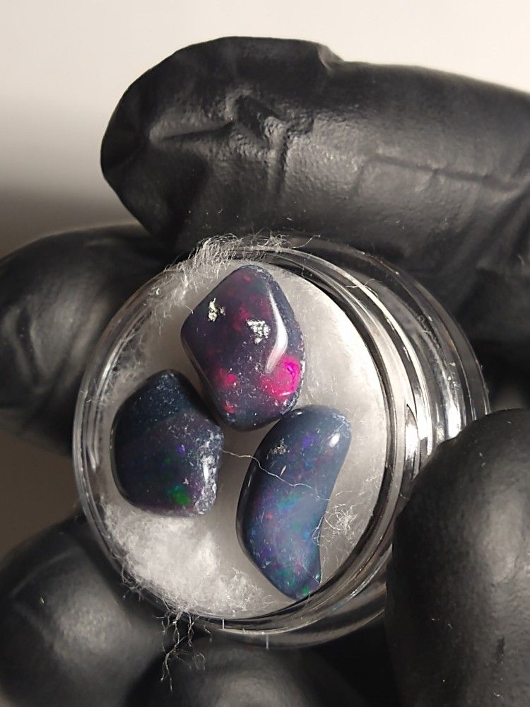 Black Opals Set of 3 in display