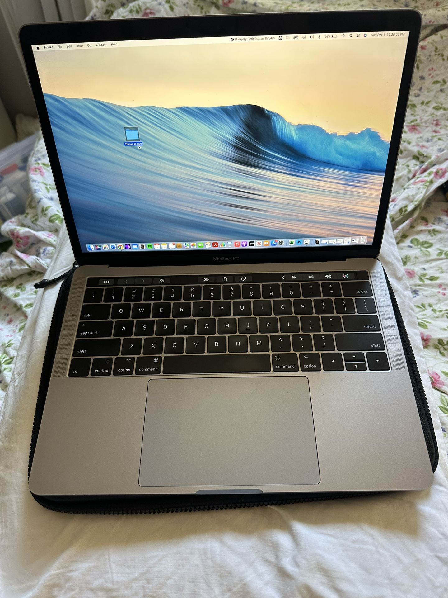 Apple MacBook Pro 13” (A1706, 2017) – i7 / 16GB RAM / 512GB SSD / Touch Bar – Excellent Conditi
