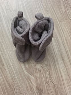 Gray Fleece Baby Booties