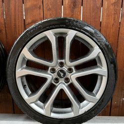 Ford Mustang Wheel And Tire 
