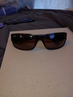 Ray Ban