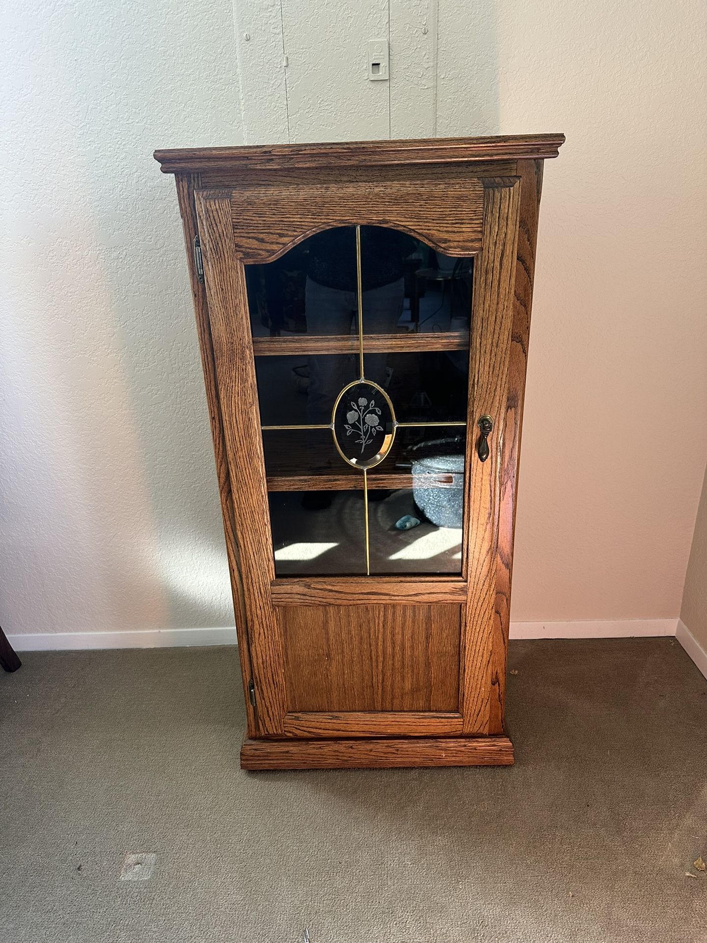 China Cabinet. Display Case 