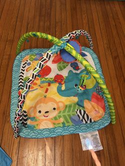 Bright Starts Wild Wiggles Baby Activity Gym & Play Mat with FoldingToy bar,
