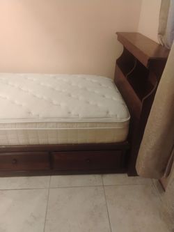 Twin bed mattress included