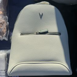 Vanessa Williams Bag pack 