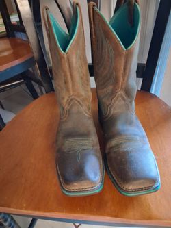 ARIAT Women's Fatbaby Heritage Dapper Western Boot, Size 9
