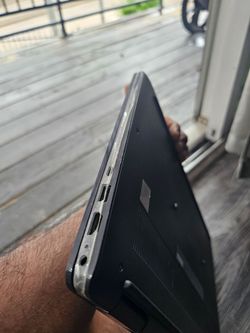 Dell latitude 3520 11th Gen Intel Core i3