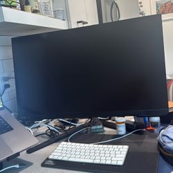 Barely Used Samsung Monitor Screen