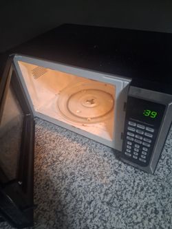 Hamilton Beach Countertop Microwave