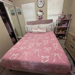 Queen Pink Bed