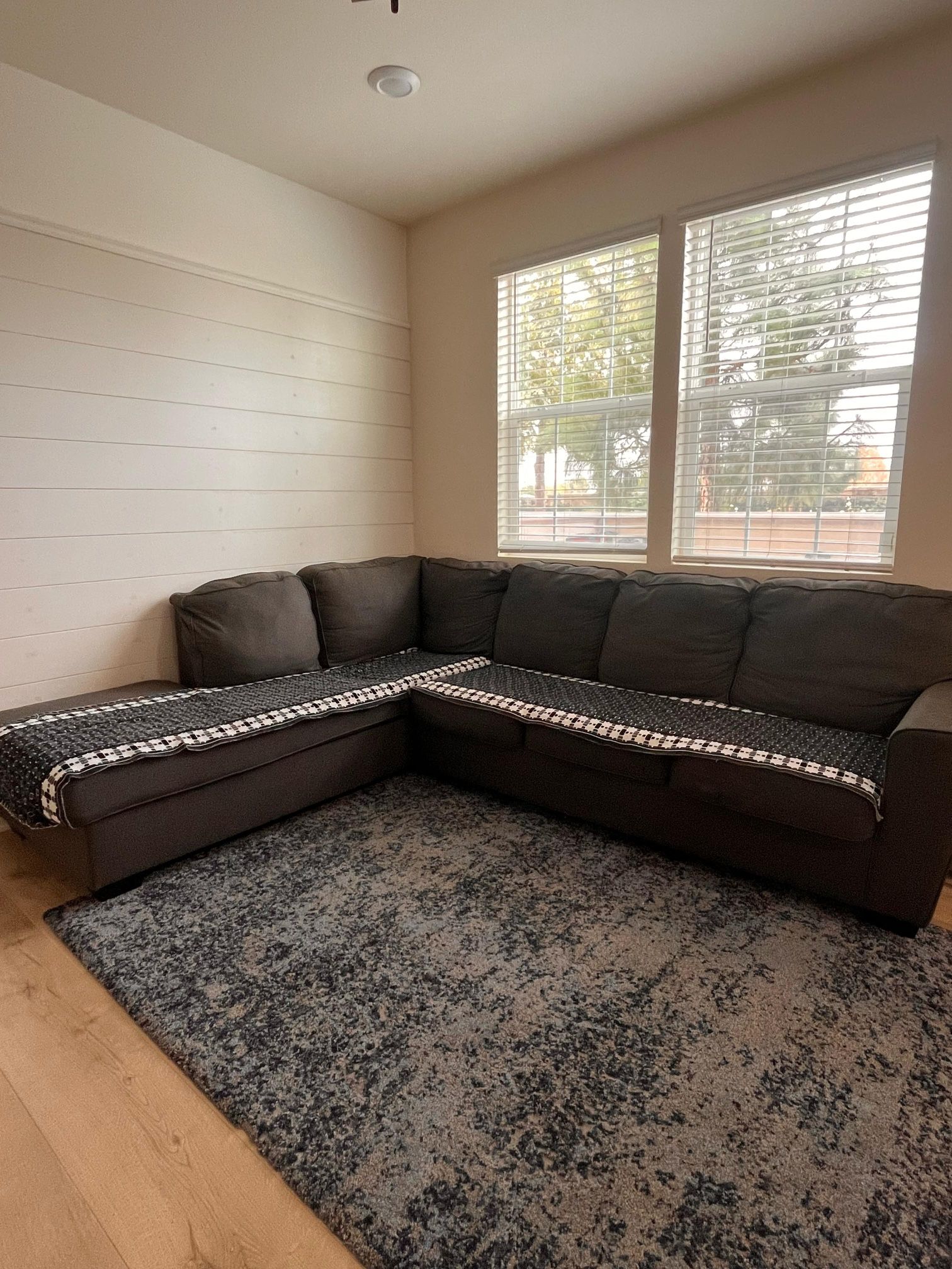 Sectional Sofa