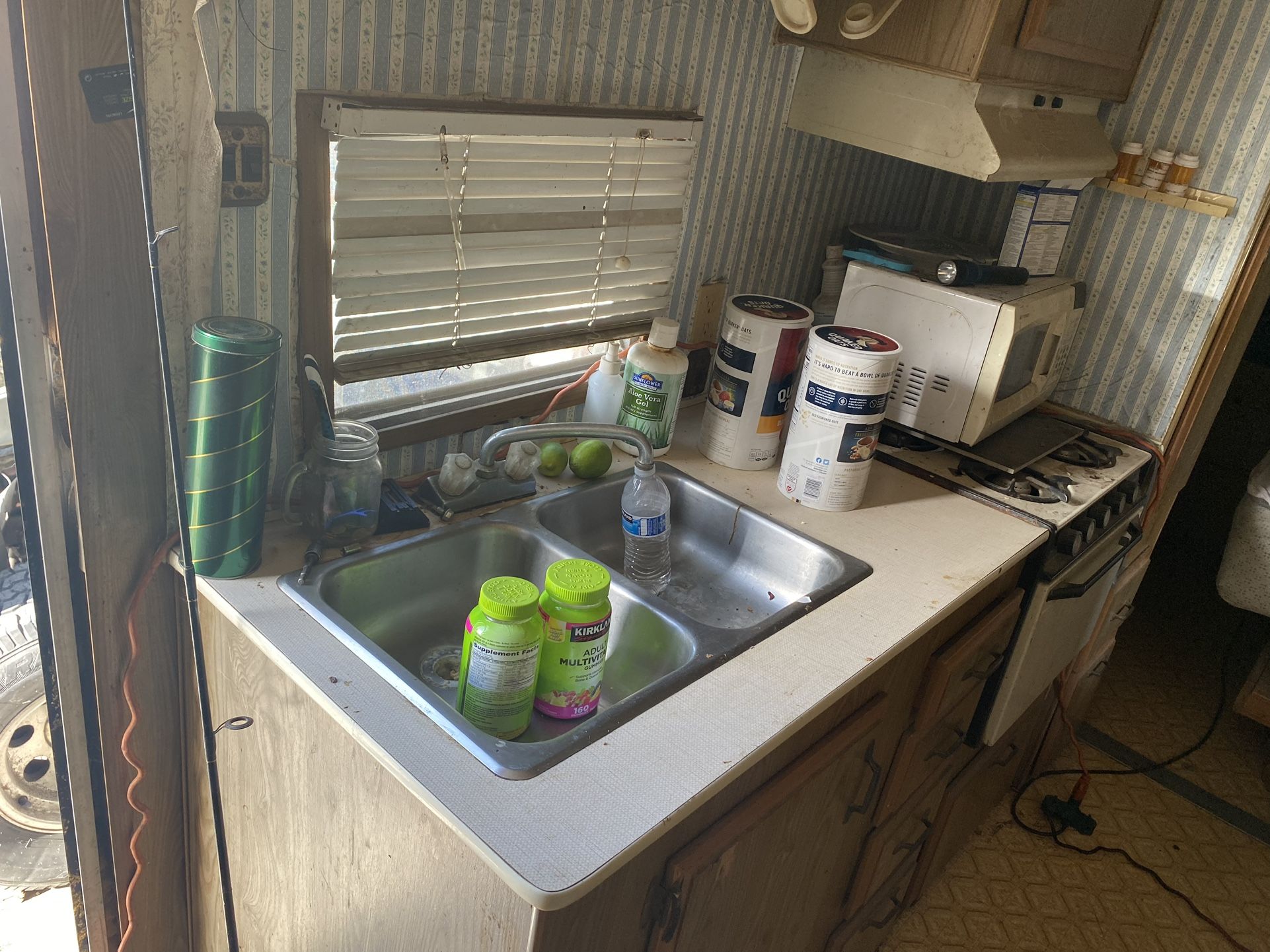 RV FOR SALE NEED GONE ASAP