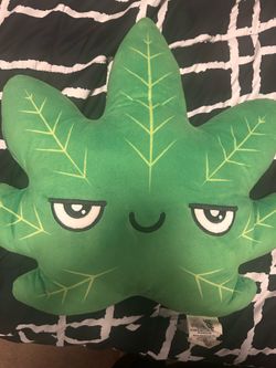 Maryjane pillow, with a stash pocket.