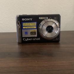 Sony Cyber-Shot 7.2pixels Camera