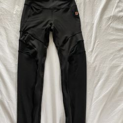 Black Workout Leggings With Side Pocket