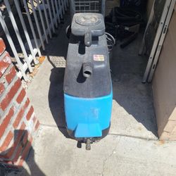 Extractor/ Shampoo Machinre