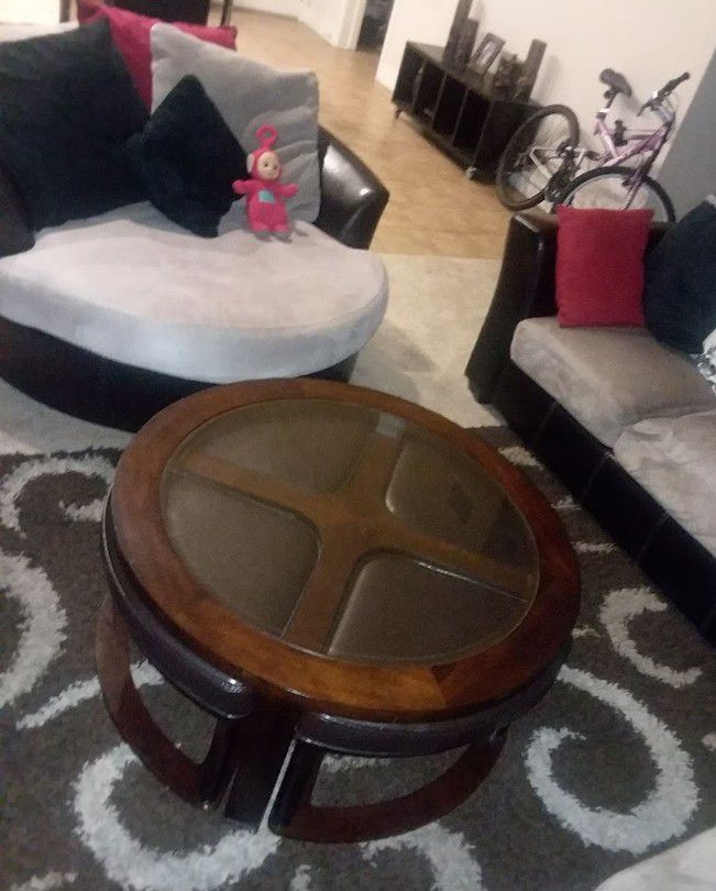 5- piece Coffee Table & End Table