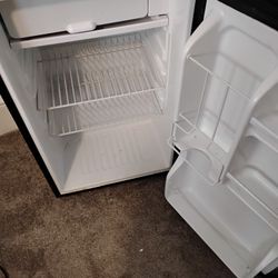 Mini  Fridge