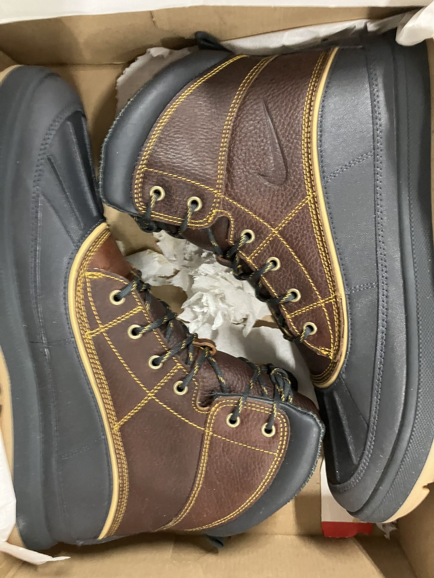 Men’s Nike Acg Boots
