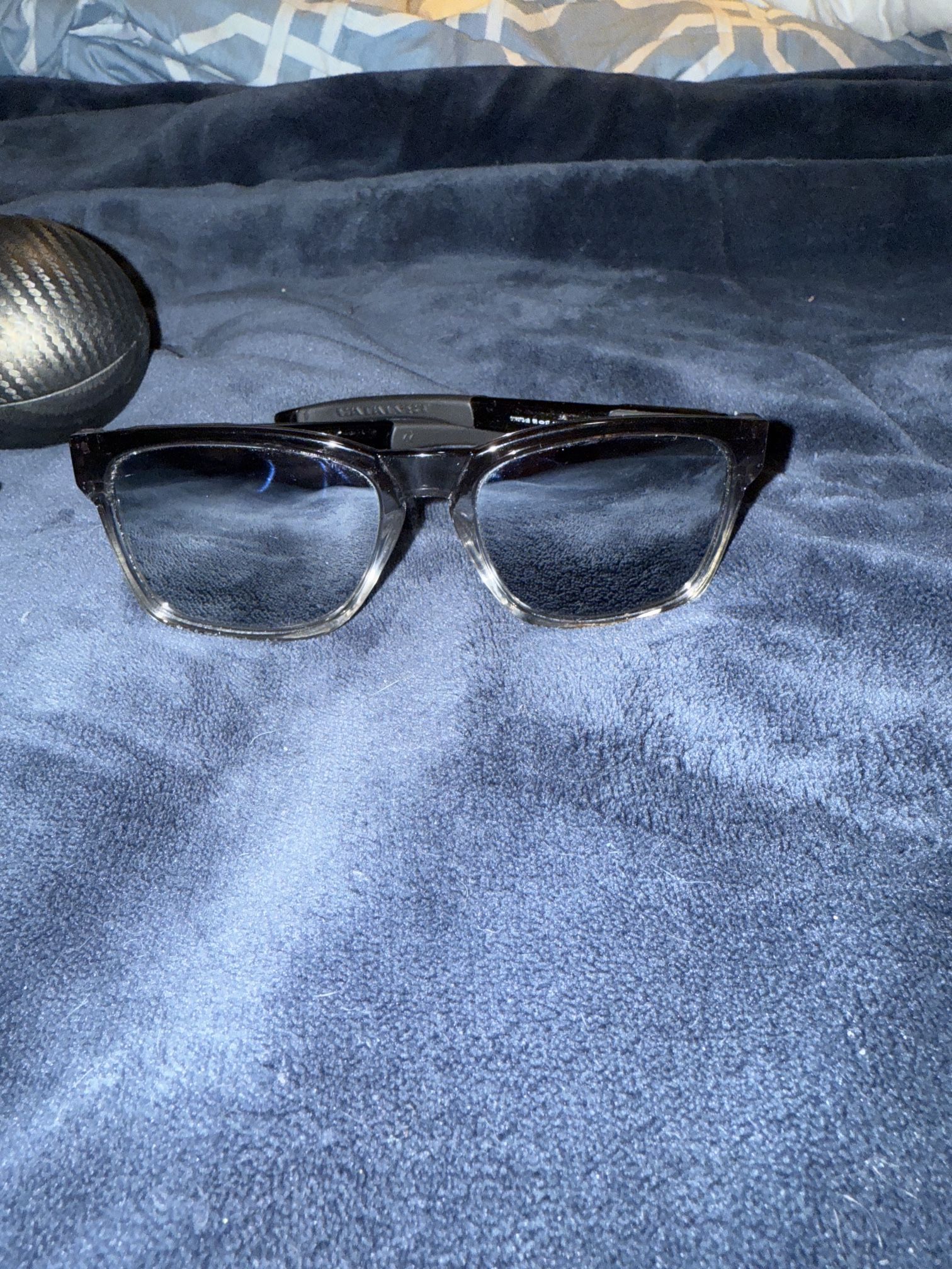 Men's Oakley Holbrook ( Clear & Black )