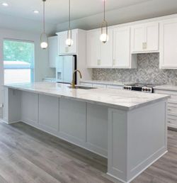 Custom Kitchen Cabinets