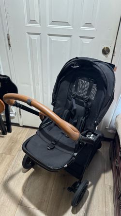 Nuna triv next stroller