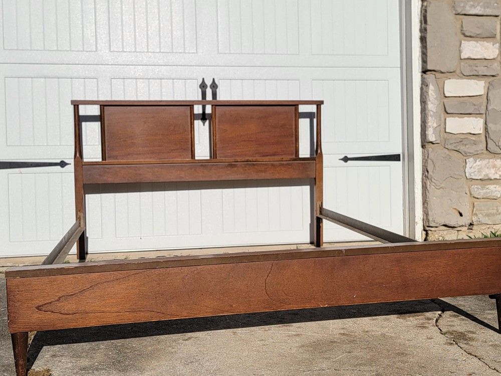Vintage MidCentury Modern (MCM) full headboard, footboard and rails