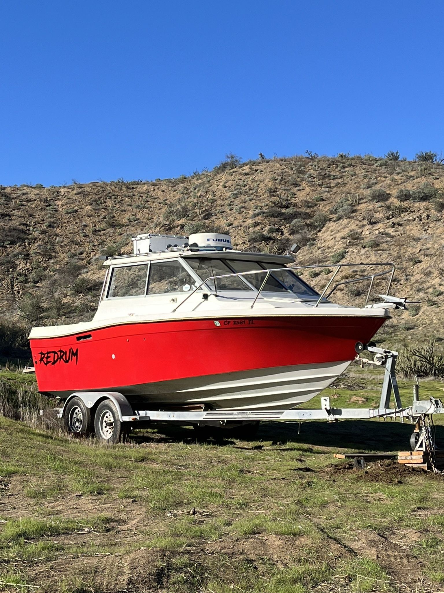 1986 Bayliner Trophy 2160 Hard Top 