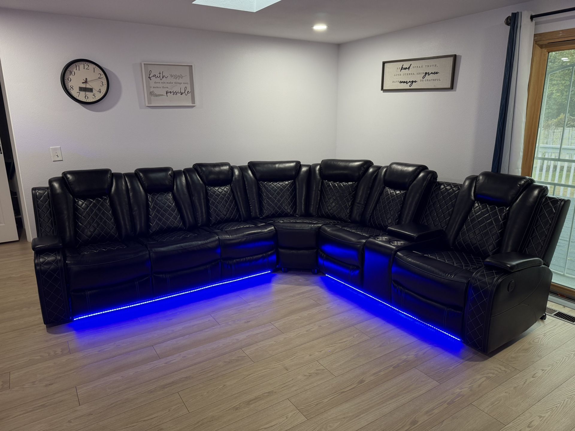 New Black Leather Reclining Couch