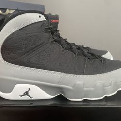 Air Jordan 9 Retro Particle Grey size 8.5 for Sale in The Bronx NY